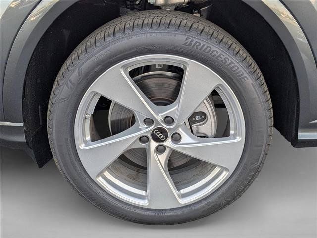 New 2025 Audi Q5 Premium Plus AWD/4WD image 9