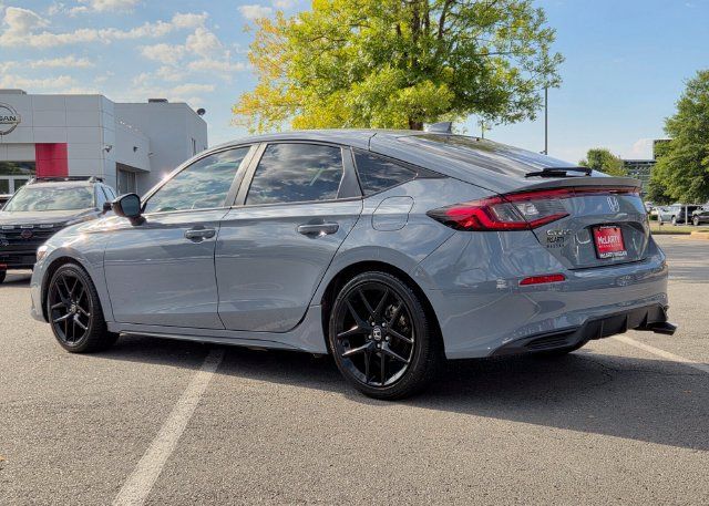 Used 2022 Honda Civic Sport image 3