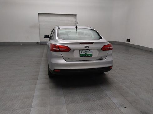Used 2018 Ford Focus SE image 6