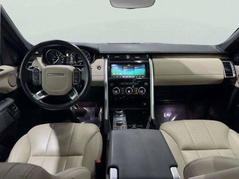 Used 2017 Land Rover Discovery HSE AWD/4WD image 32
