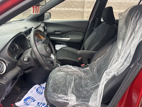 Used 2018 Nissan Kicks SV w/ Exterior Package image 10