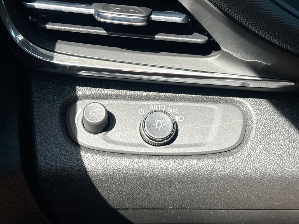 New 2026 Buick Envista Preferred w/ Convenience I Package FWD image 17