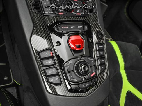 Used 2016 Lamborghini Aventador LP 750-4 Superveloce image 14