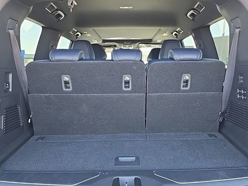 New 2026 INFINITI QX80 4WD image 37