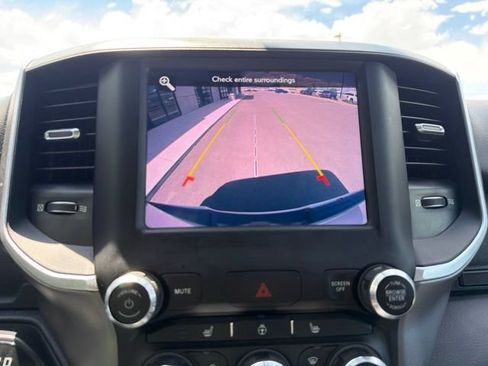 Used 2020 RAM 1500 Big Horn AWD/4WD image 24