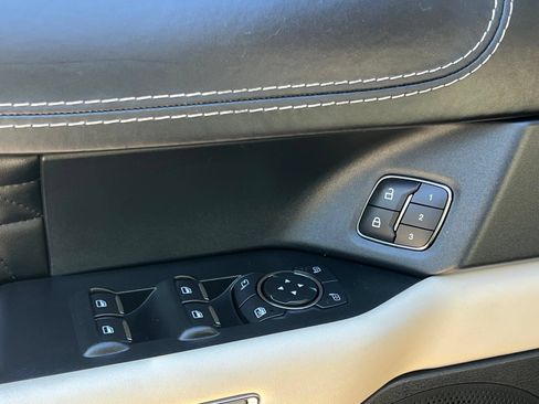 Used 2021 Ford Expedition Platinum AWD/4WD image 28