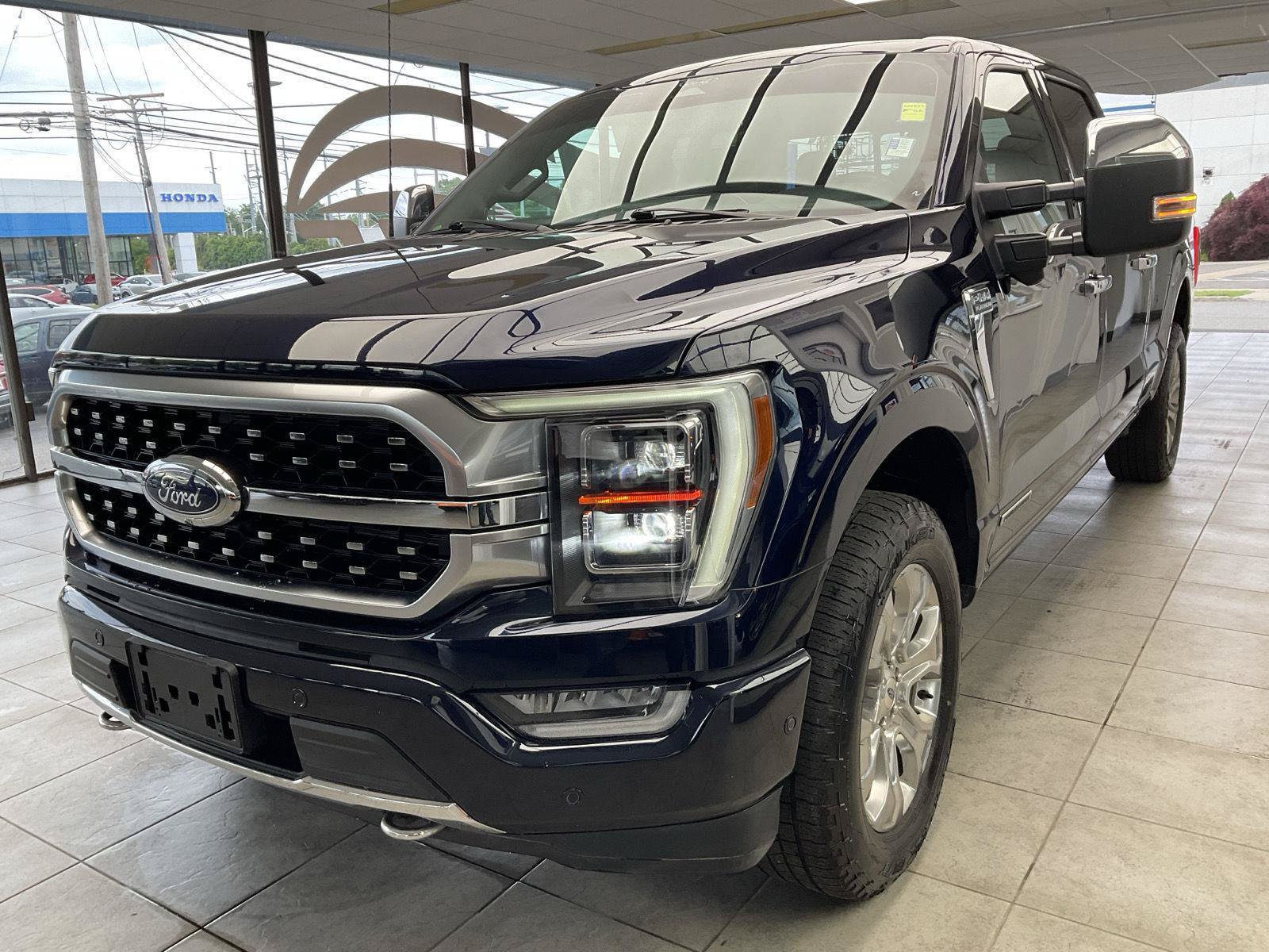 Used 2022 Ford F150 Platinum w/ Equipment Group 701A High AWD/4WD image 3