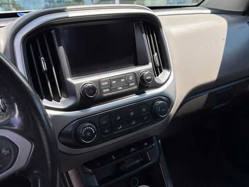 Used 2015 Chevrolet Colorado LT RWD image 9