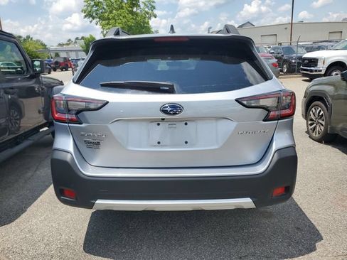 Used 2024 Subaru Outback Limited AWD/4WD image 9