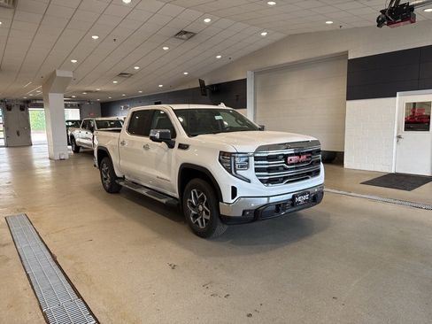 New 2026 GMC Sierra 1500 SLT w/ SLT Premium Plus Package image 4