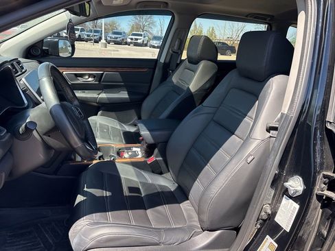 Used 2022 Honda CR-V Touring image 17