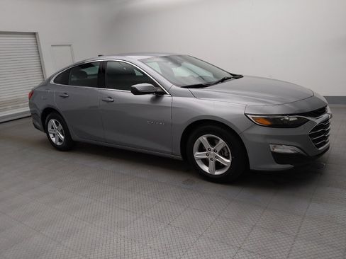 Used 2025 Chevrolet Malibu LS FWD image 11