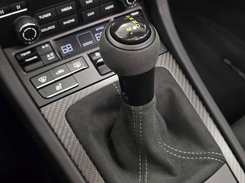 Certified 2025 Porsche 718 Boxster Spyder RS image 17