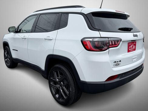 New 2026 Jeep Compass Latitude image 4