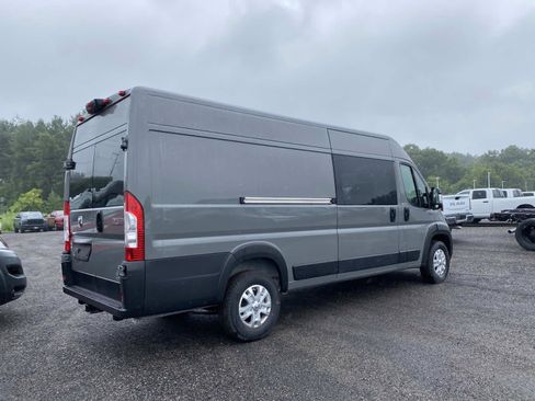 Used 2025 RAM ProMaster 3500 w/ Quick Order Package 22H SLT+ FWD image 3