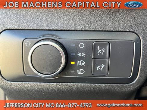 Certified 2022 Ford Escape SE w/ Cold Weather Package image 20