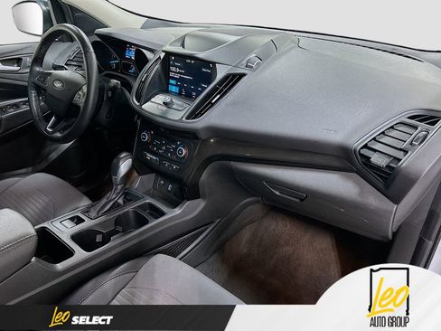 Used 2019 Ford Escape SE image 27