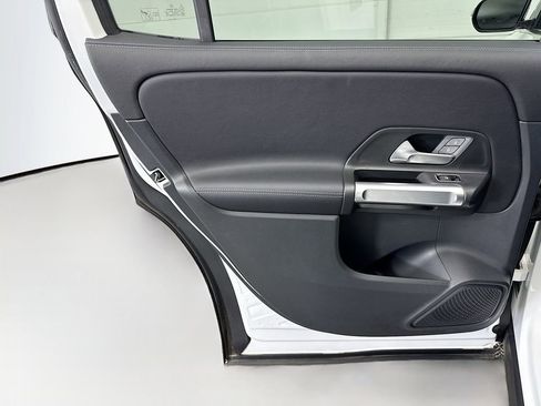 Certified 2023 Mercedes-Benz GLB 250 image 24