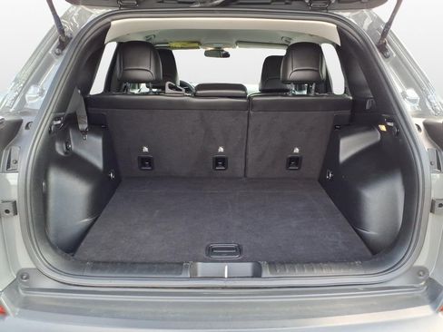 Used 2020 Jeep Cherokee Latitude Plus image 9