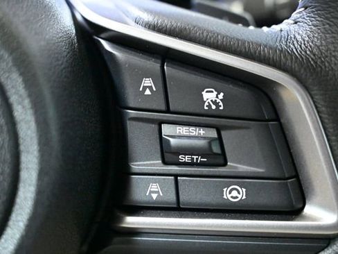 Used 2025 Subaru Outback Premium w/ Popular Package #1A image 39