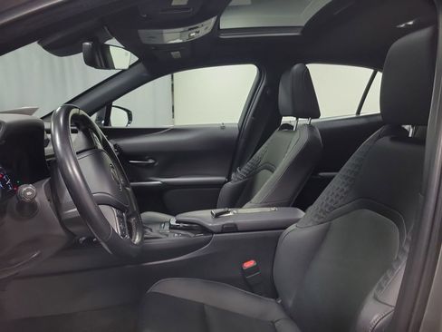 Used 2021 Lexus UX 250h w/ Premium Package image 12