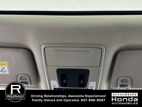 Certified 2025 Honda Pilot Touring image 11
