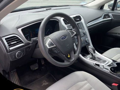 Used 2014 Ford Fusion S FWD image 7
