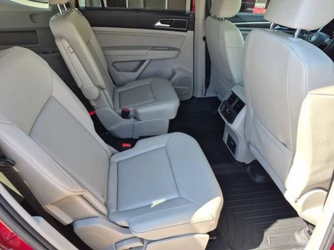 Used 2019 Volkswagen Atlas SEL FWD image 18