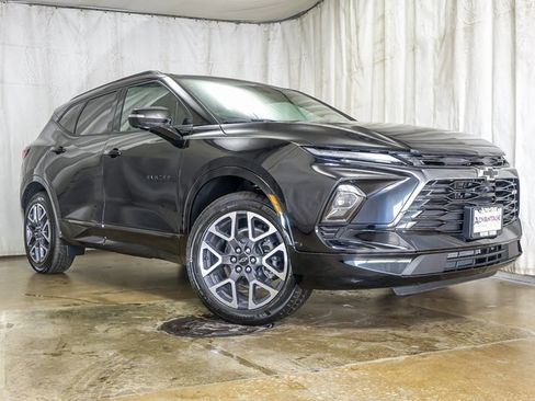 New 2025 Chevrolet Blazer RS w/ Driver Confidence II Package image 2