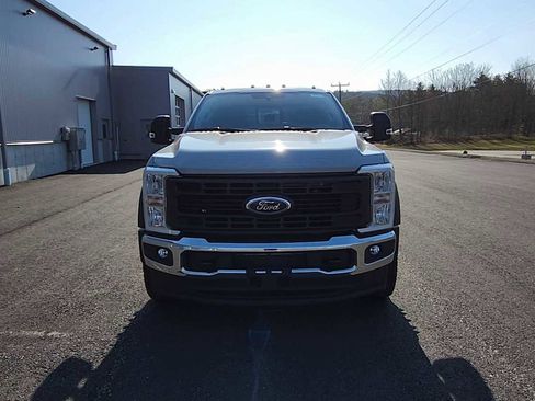 New 2026 Ford F450 XL w/ XL Driver Assist Package AWD/4WD image 3