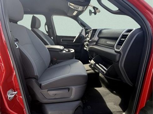 Used 2024 RAM 2500 Big Horn w/ Bed Utility Group image 25