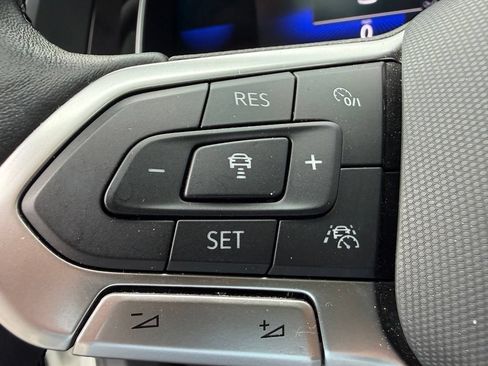Used 2022 Volkswagen Jetta SE FWD image 16