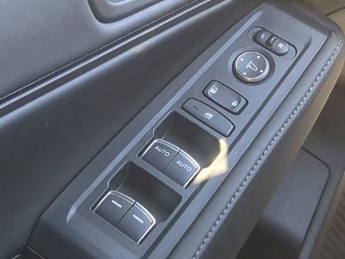 Used 2025 Honda Accord Sport image 27