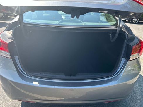 Used 2013 Hyundai Elantra GLS w/ Preferred Pkg image 11