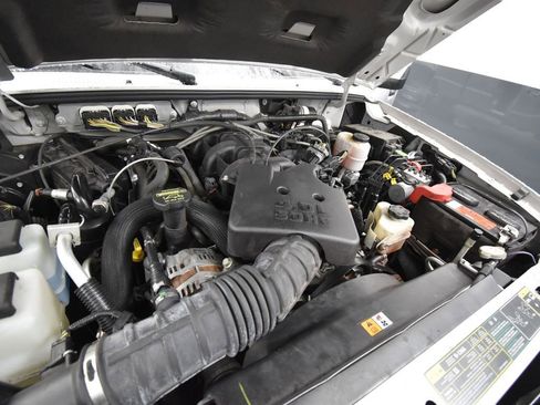 Used 2011 Ford Ranger XLT w/ Bright Trim Group image 8