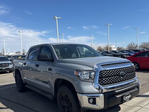 Used 2020 Toyota Tundra SR5 w/ SR5 Upgrade Package AWD/4WD image 3
