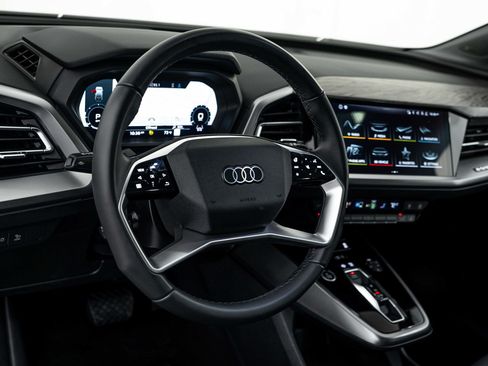 Certified 2024 Audi Q4 e-tron Prestige w/ Black Optic Package AWD/4WD image 11