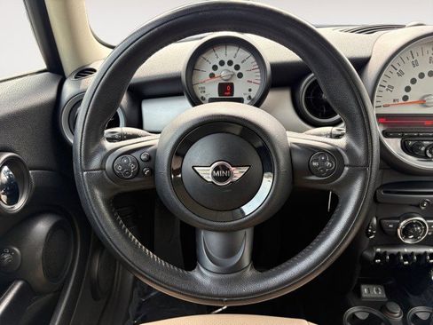 Used 2013 MINI Cooper Hardtop image 12