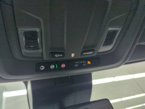 Used 2022 GMC Sierra 1500 Elevation w/ LPO, Elevation Black Package AWD/4WD image 25