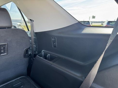 Used 2021 Chevrolet Traverse Premier w/ Redline Edition image 34