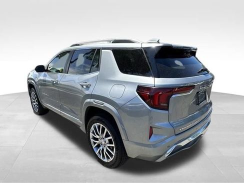 Used 2026 GMC Terrain Denali AWD/4WD image 5