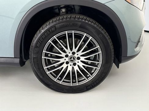 Certified 2026 Mercedes-Benz GLC 300 image 33