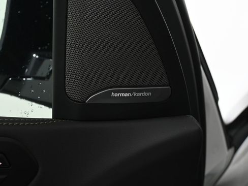 New 2026 BMW X7 xDrive40i w/ M Sport Package AWD/4WD image 29