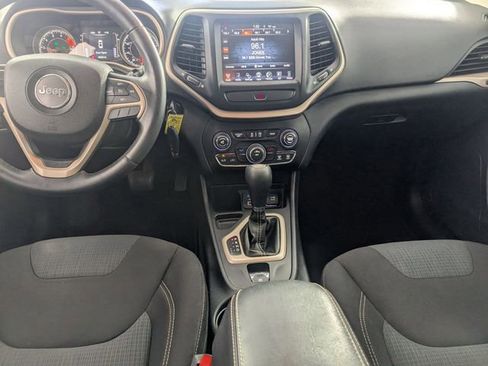 Used 2016 Jeep Cherokee Latitude w/ Comfort & Sound Group image 23