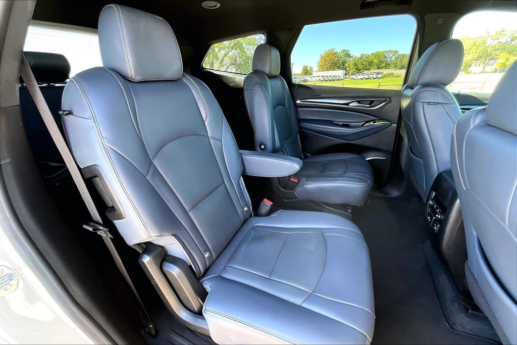 Used 2022 Buick Enclave Premium FWD image 24
