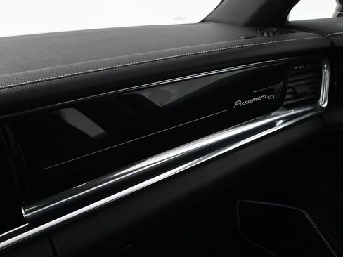 Used 2020 Porsche Panamera Edition image 23