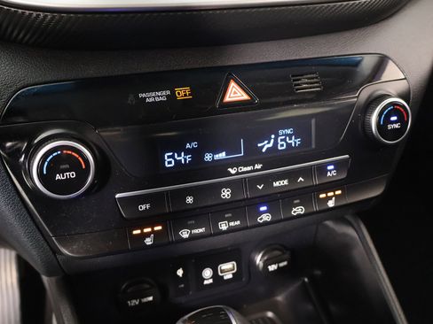 Used 2019 Hyundai Tucson Sport FWD image 7