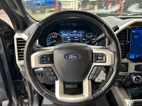 Certified 2022 Ford F250 Lariat w/ Chrome Package AWD/4WD image 17