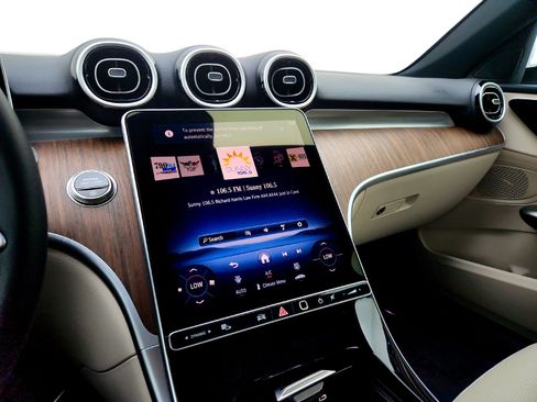 Certified 2025 Mercedes-Benz C 300 Sedan image 19