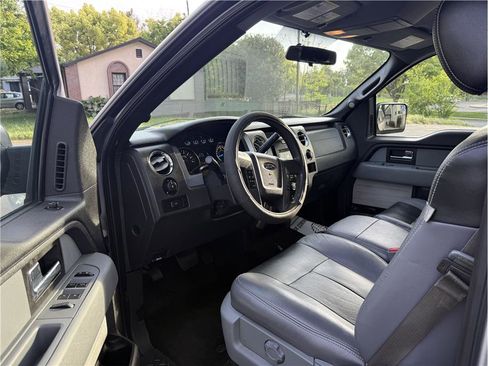 Used 2014 Ford F150 XLT image 13
